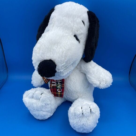 Vintage PEANUTS Branded Plush Merry Christmas Plaid Scarf Snoopy Stuffed Toy 18" - Picture 2 of 9